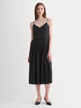NWT Everlane Pleated Slip Dress